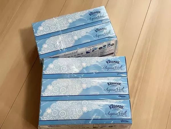 爪で引っ掻いてない？　ティッシュ箱の外装ビニールを一瞬で剥がす裏ワザ