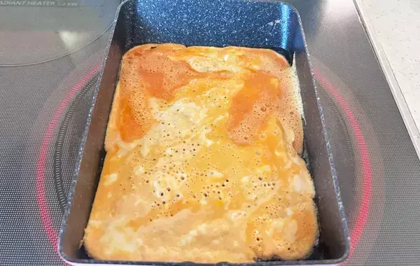 家族があっという間に完食した『オレンジ色の玉子焼き』　大さじ3杯入れたのは…
