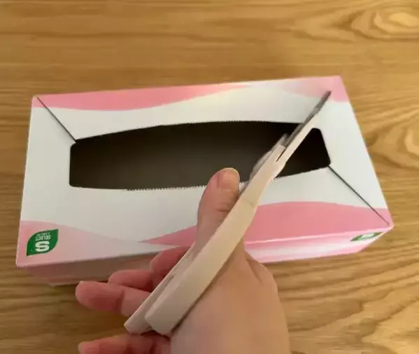 空のティッシュ箱を切って折るだけ！　思わぬ活用法に「目からウロコ」「絶対作る」