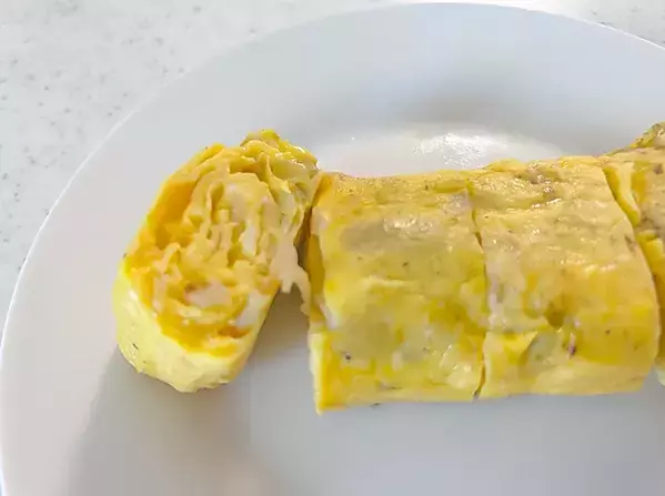 刻んで入れたら大ヒット！　「ご飯が消える」と家族が大絶賛した玉子焼き