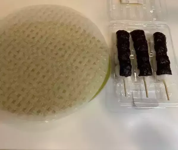「気づけばもう1本揚げてた」　ライスペーパーの意外な活用法に「考えつかなかった！」