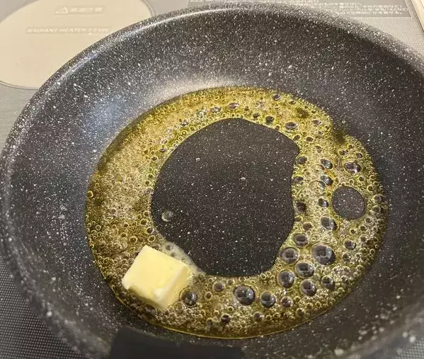 余った餅をレンジで温めて？　意外な調理法に「手が止まらない」「子供が大喜び」