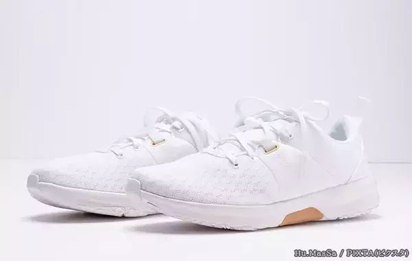 『箱から出したらすぐ』が鉄則！　靴のプロが教える防水スプレーの活用テクニック