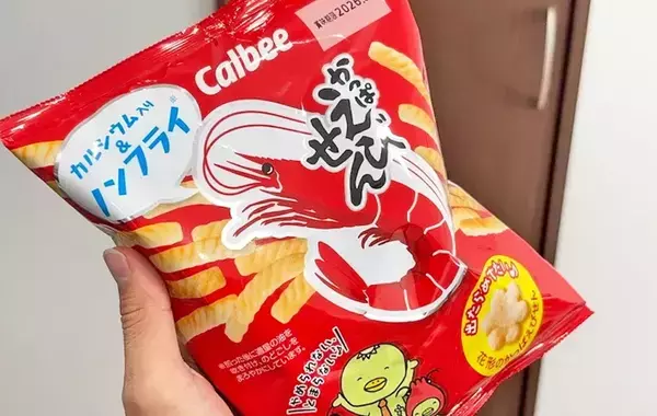 そのまま食べるだけじゃもったいない！　『かっぱえびせん』を卵に混ぜて焼いてみたら？