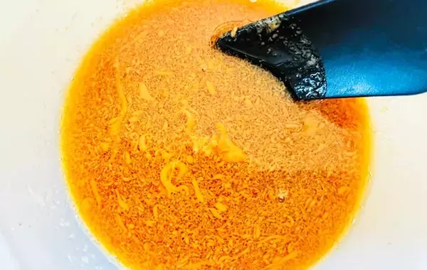 味見のつもりが半分消えた…？　冷凍ほうれん草の『意外な味つけ』に「コクがすごい！」