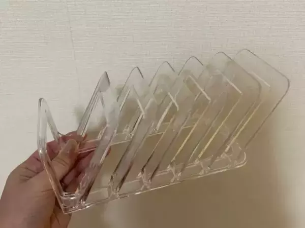 「頭いい」「スッキリした」　100均『ハンカチスタンド』の使い道に感動！