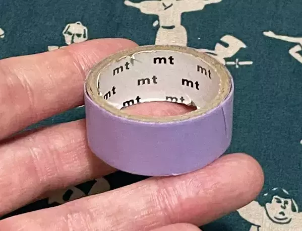 ガタガタな縫い目とおさらば　不器用でもマステを貼るだけで『真っ直ぐ』に縫えるコツ