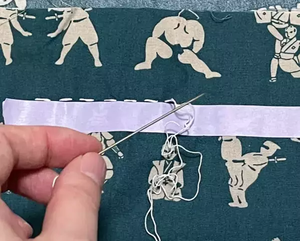 ガタガタな縫い目とおさらば　不器用でもマステを貼るだけで『真っ直ぐ』に縫えるコツ