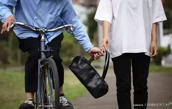 防犯の観点で最強のバッグは？　元警察官が出した「意外な答え」とは