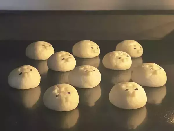 かわいらしい『アザラシ』のクッキー　オーブンで焼くと？「笑った」「これはこれで好き」