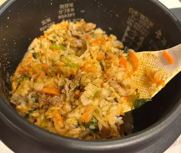 帰宅後すぐにスイッチオン！　炊飯器で作るごちそうに「最強のレシピ」「助かる」