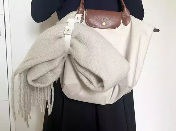 ロングコートもOK？　スリコ『ジャケットホルダー』を実際に使ってみたので本音レビューする【330円】