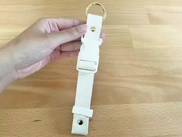 ロングコートもOK？　スリコ『ジャケットホルダー』を実際に使ってみたので本音レビューする【330円】