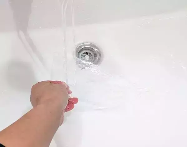 使い古したクリアファイルは捨てないで！　まさかの活用法に「手間が減った」「最高」