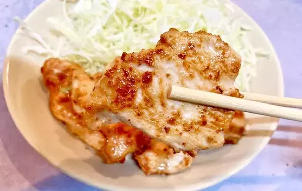 【調味料2つでOK！】　鶏むね肉の簡単な食べ方に「やわらかくておいしい！」