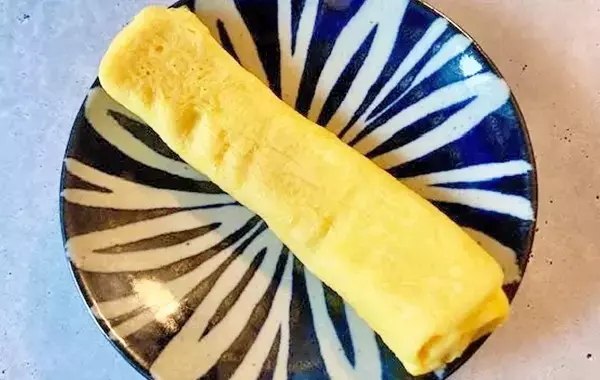 家に玉子焼き器がない！　代用のコツに「ちゃんとできた」「厚みもある」