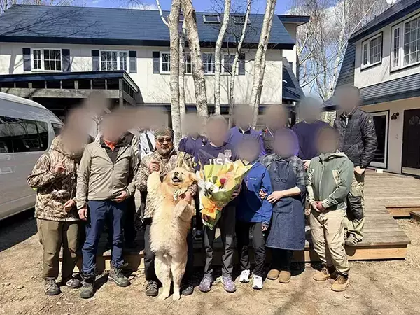 実家で撮影した記念写真　メンバーをよく見ると？「思わず拡大した」「自分も混ざりたい」