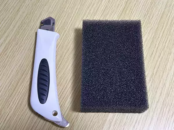 20分で完成！　食器用スポンジを使った『アクセサリー収納』の作り方