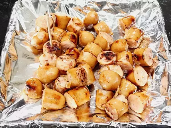 『試食サイズ』にしたソーセージ　「なぜか普通に食べるよりうまい」