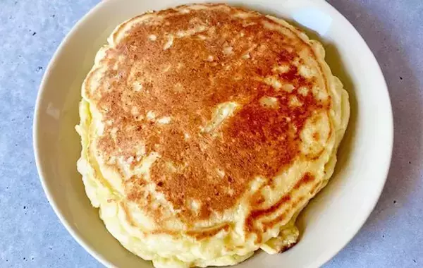 ホットケーキミックスに入れてみて！　モチモチになる裏技に「食べ応えバッチリ」「毎回入れたい」