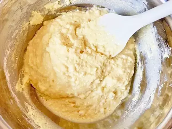 ホットケーキミックスに入れてみて！　モチモチになる裏技に「食べ応えバッチリ」「毎回入れたい」