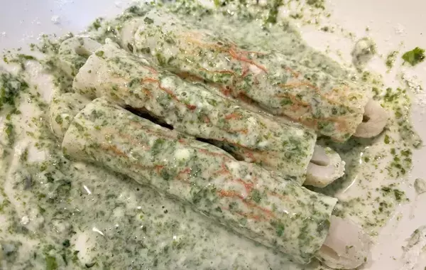 ちくわの両端を切って…　料理中のストレスが減る賢い裏ワザに「その手があったか！」