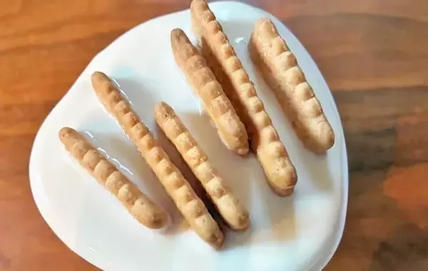 オーブンや火は一切不要　サブレとヨーグルトを重ねて冷やすだけ、ケーキレシピがうますぎた