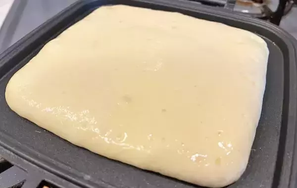 子ども大歓喜！　ホットケーキミックスで作る“なんちゃって10円パン”