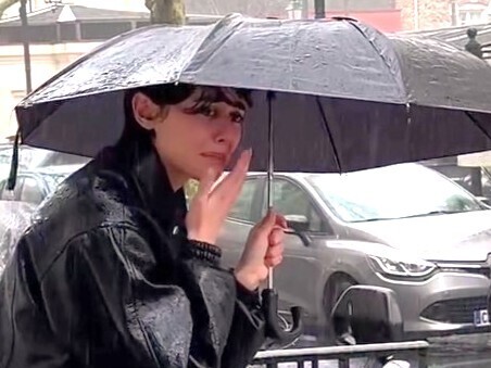 「僕の恋人は、スーパーから戻るまでずっと…」　雨の中で見せた優しさに12万人が感動