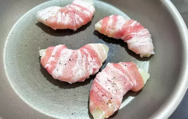 豚肉を巻いてみて！　甘じょっぱさがクセになる時短おかずに「夫が一口食べて大絶賛」