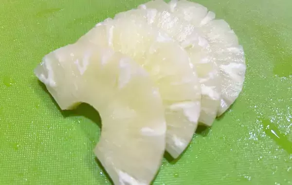 豚肉を巻いてみて！　甘じょっぱさがクセになる時短おかずに「夫が一口食べて大絶賛」