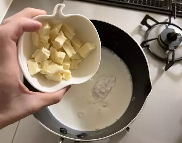 鍋で『数分』温めた6Pチーズ　まさかの変化にビックリ！