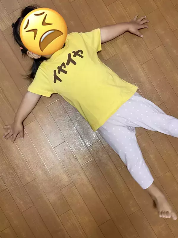 『イヤイヤ期』の2歳児を見ると？　母が許した理由に「めっちゃ笑った」「ノーベル育児賞でしょ」