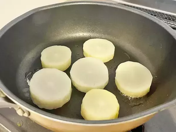 「ハンバーガーみたい！」　野菜嫌いの子供もペロリと食べた、大根のステーキ