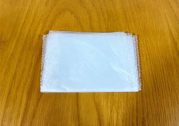 外出時に出たティッシュゴミ、衛生的に持ち帰る方法は？　0円でできる裏ワザに「もうないと困る！」