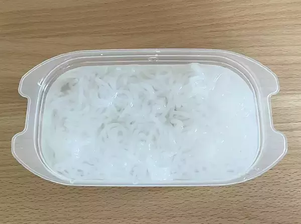 しらたきは冷凍できる？　試してみたら“まるで別の食材”の食感に