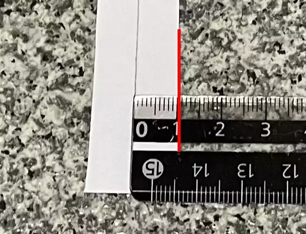 線を引かずに1cmカット　ハサミに『マステ』を貼るだけで直線作業が簡単になる裏技