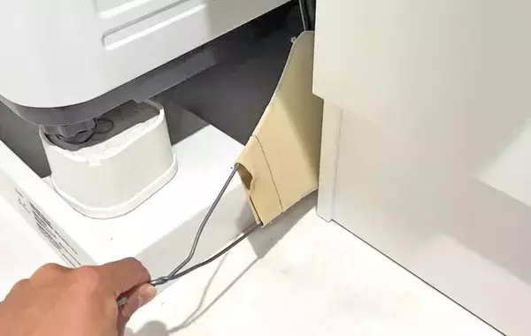 ためこんだ針金ハンガー　洗濯物じゃない使い道に「専用グッズみたい」「驚いた」