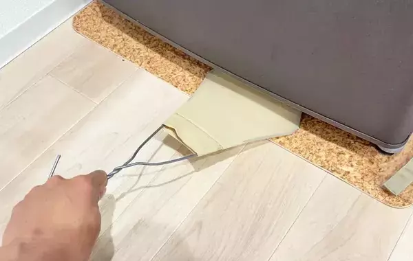 ためこんだ針金ハンガー　洗濯物じゃない使い道に「専用グッズみたい」「驚いた」