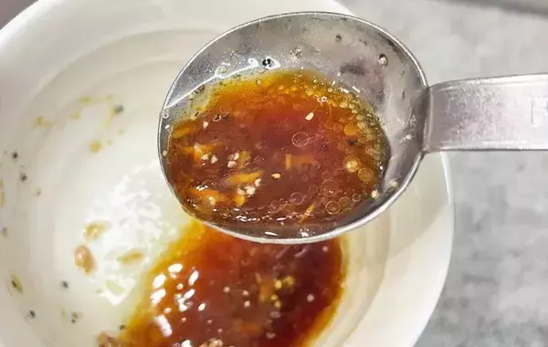 シーチキンの油、まだ捨ててる？　調味料３つ混ぜるだけで『旨みたっぷりドレッシング』が完成！