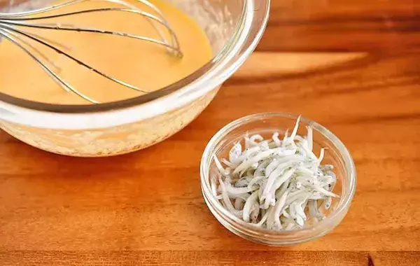 玉子焼きをふっくらさせるには？　節約食材を入れるだけで「栄養もアップ」「かさまし成功」