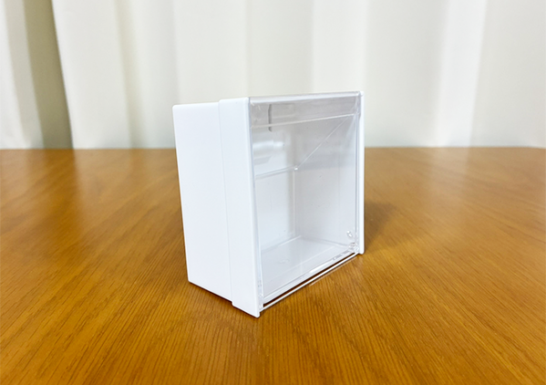 パカッと手前に開く『100均ケース』　家事がラクになる活用法に「もう手放せない」「大幅に時短できた」