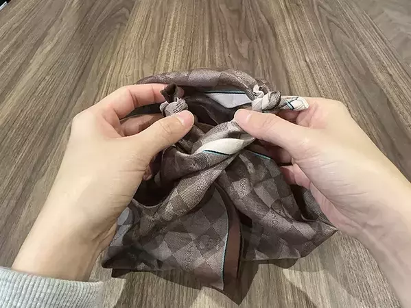 「レジ袋、買うの待った！」　エコバッグを忘れた時のライフハックが目からウロコ