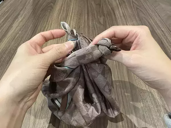 「レジ袋、買うの待った！」　エコバッグを忘れた時のライフハックが目からウロコ