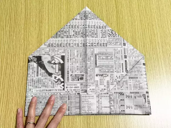 「絶対に覚えておきたい」　新聞紙1枚で完成する『即席皿』の作り方15ステップ