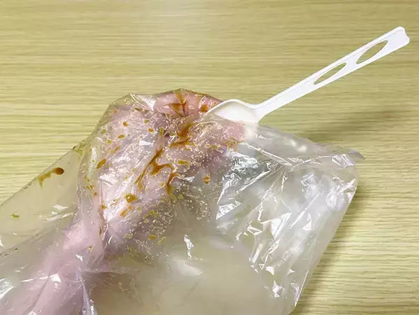 「絶対に覚えておきたい」　新聞紙1枚で完成する『即席皿』の作り方15ステップ