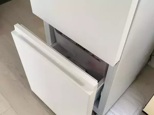 冷蔵庫の収納ケースをファイルボックスに？　意外な活用法に「この発想はなかった」【活用法4選】