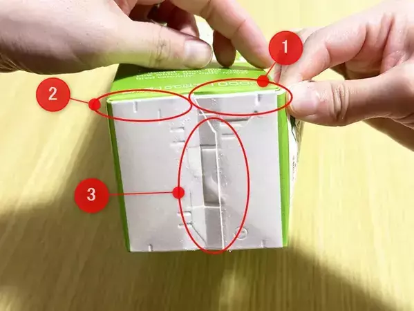 ハサミは使いません！　紙パックを素手で開く方法に「早く知りたかった」