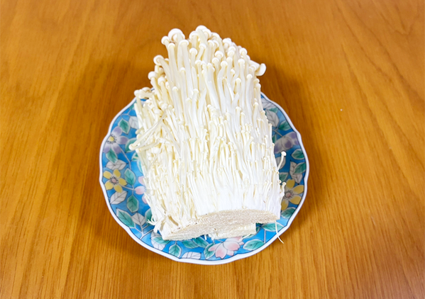 エノキと春巻きの皮で…　15分で作れる簡単おかずに「箸が止まらなくなる」