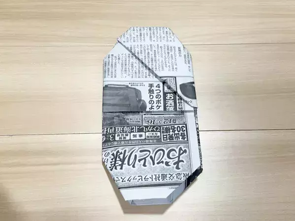 避難時や避難所生活で靴がない時に　新聞紙で作る即席スリッパ　「覚えておきたい」